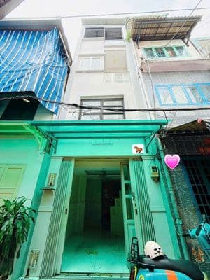 Cho thuê nhà đường Mạc Vân Q5. DT.3×7 } 2 Lầu 2 Phòng 2 toilet hẽm 4m5
