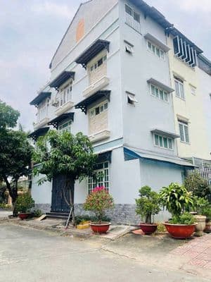 Căn góc khu VPCP cổng Vạn Phúc