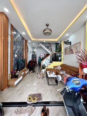 Nhà mới 4 tầng 4 xã – sát tân phú – hẻm 6m – giá 5 tỷ hơn xíu xiu