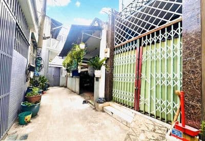 Bán nhà C4 88m2 gần MT Phạm Văn Đồng, Linh Trung