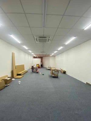 Cho Thuê Shophouse Vị Trí ĐÔng Cư Dân Qua Lại 80m2 giá 30tr