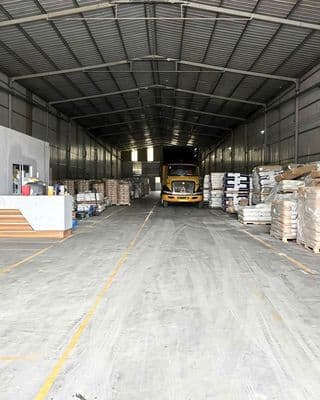 Cho Thuê Kho Xưởng trục ngay DT743 diện tích 1200m2, giá 40tr/tháng