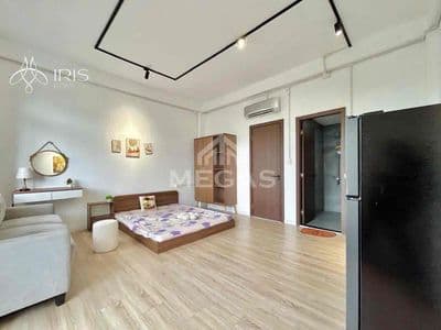 Phòng ban công lớn full tiện nghi tại lakeview city