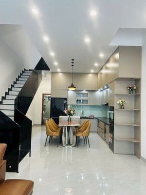 SỤP HẦM! Chỉ cần BÁN NHANH nhà 3 tầng đường Đặng Văn Chung giá NGỘP