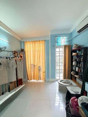 Nhà chính chủ cần bán nhà 4 tầng giá rẻ tân bình