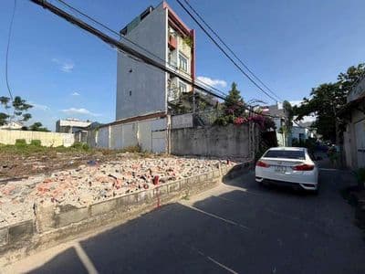 Cần bán lô đất DT 156m2, Đường Ô Tô, Giáp QL13 Sát KDC Hồng Long