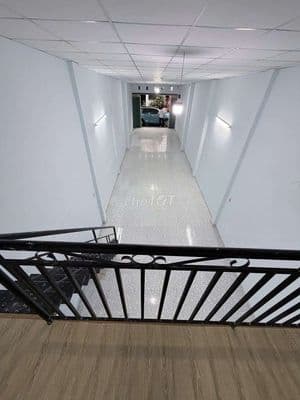 10.5tr_4.5x20m_suốt+lửng_hẻm ô tô gần Chợ Tân Hương_cho thuê nhà Tân