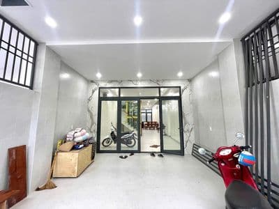 Cho thuê nhà nguyễn căn 3 tầng 1 tum mới 100% giá 30 triệu/tháng