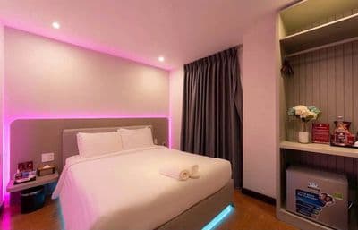 Bán khách sạn 6 tầng đối diện Asia park - giá 25,5 tỷ 𝐎948𝐎13𝐎𝐎𝐎