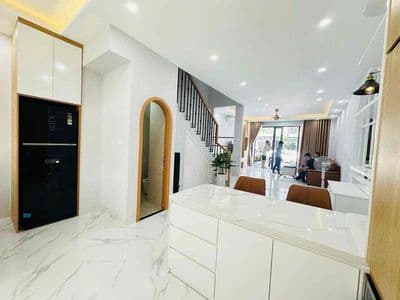Nhà đẹp sẵn dòng tiền – KĐT Mỹ Gia gói 8 The Capella Giá bán: 8,3