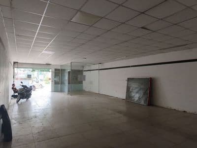 Cho thuê nhà mặt tiền đường tân sơn 8x20m suốt có 1 gác dân cư đông
