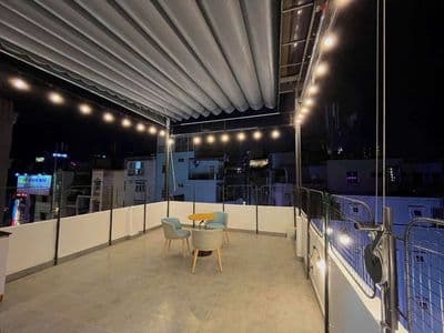 penthouse ban công 60m2 trung tâm q1 3ph đến Bùi Viện view cực chill