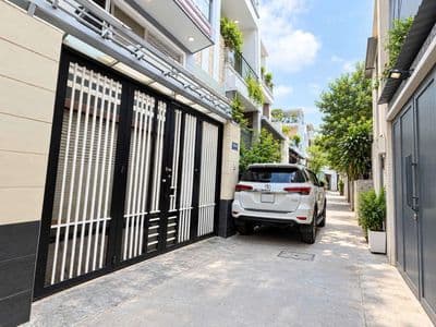 Hẻm Xe Hơi -7t.ỷ9 - 5 Tầng - 45m2 đất -Bình Thạnh