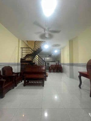 Nhà rộng có nội thất 5*14m 1lầu 2pn 2wc nguyễn văn khối