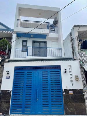 Hơn 4 tỷ - 5x14 - 3 tầng đúc btct - tỉnh lộ 10 - nhà mới ở ngay - shr