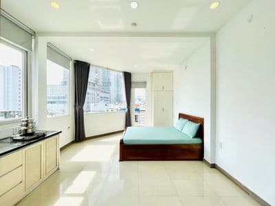 Căn hộ 35m2 ban công view landmark, full nội thất ngay d1