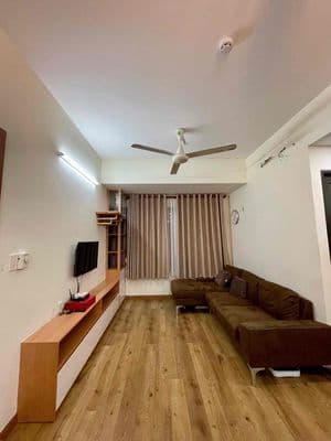 CHO THUÊ CĂN HỘ 2PN 2WC ,Căn góc thoáng mát vào ơt ngay 60m2 chỉ 10tr