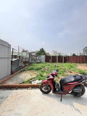 Bán lô đất p. bửu hoà. dt: 6,5x12=78m2. giá: 1tỷ650 tl