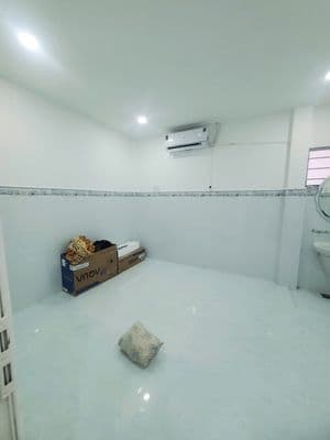 Bán nhà đẹp an phú đông-chiều sâu 11m-2 tầng-2pn,2wc-hẻm 3m-giá3.6(tl)