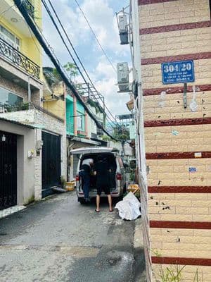 CHính chủ