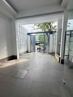 162 cho thuê nhà 3 tầng mặt tiền trần thánh tông