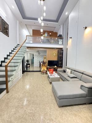 Mặt tiền hòa mỹ – sát cổng trường – 97m² – chỉ 5,85 tỷ