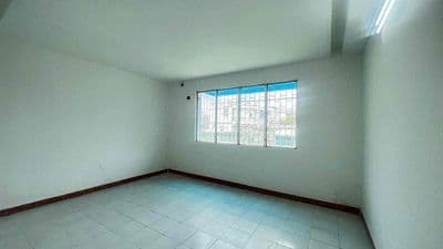 Bán căn hộ phan xich long lầu thấp 63m 1pn 1wc 3ty2