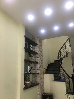 Cho thuê nhà đường sơn kỳ cách lê trọng tấn 50 m : đúc 3 tấm 4 pn