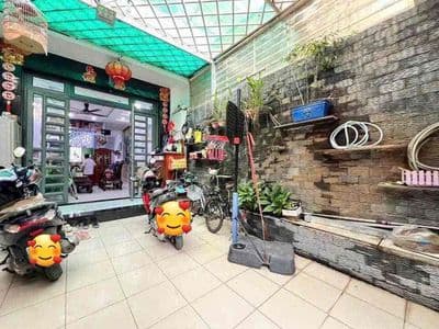 Nhà 1 trệt 3 lầu 4PN hẻm xe hơi né nhau tại khu Bên Sông gần PVĐ