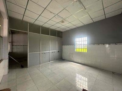 Cho thuê vào xưởng máy lướt gần đường cao tốc hình ảnh thật giá tốt