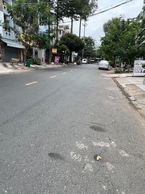 Nhà mt kinh doanh, khu tên lửa, mt đường số 24a, dt 4 x 20m, 18 triệu