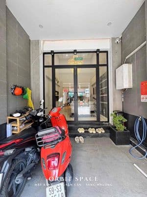 Mặt Tiền Nguyễn Trọng Tuyển – 65m² - Có Máy Lạnh, Sân Xe