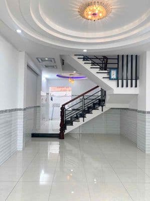 Nhà trệt lầu nguyên căn 4x16m 02phòng 01 máy lạnh KDC gần BV Nhi, FPT