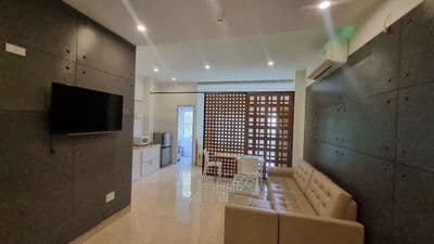 Căn hộ full nội thất nằm khu phố Tây An Ninh đối diện công viên