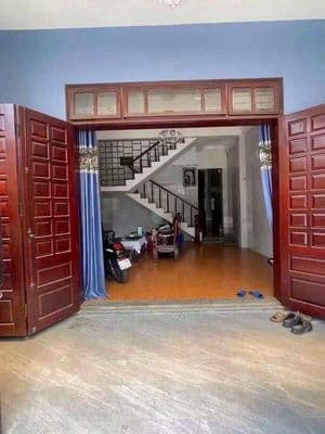 Nhà 2 tầng hàm trung 5- gần khu công nghiệp