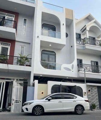 Bán nhà 60m2- 1 trệt 2 lầu 1 st- đường 6 nguyễn xiển- long bình q9
