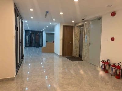 Cho thuê mặt bằng, 1 hầm, trệt, lầu 1, có thang máy, PCCC, 2pn, 5wc.