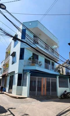 Căn góc mới đẹp gần chợ đầu mối thủ đức. 1trệt 2lầu+st 4pn 3wc sân oto