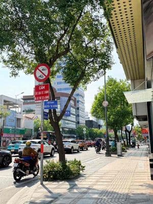 Mặt tiền đường 12m ô tô. nhánh nguyễn văn trỗi - Phú nhuận