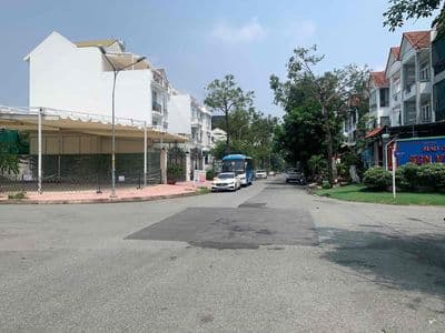 Cho thuê đất -152m2 lô góc đường số 7-KDC 13B Conic Nam SG xã Bình H