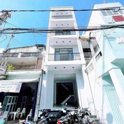 Cho thuê nhà 1 trệt 3 lầu mặt tiền đường lý tự trọng, phường ninh kiều
