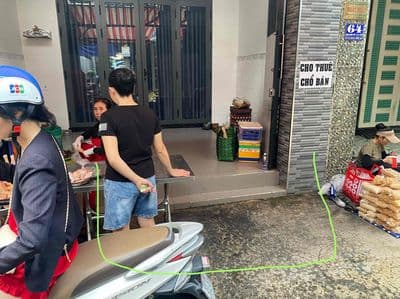 Cho thuê chỗ bán ngay chợ