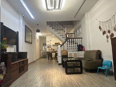 Chỉ 4 tỷ – nhà 2 tầng đường 38, linh đông – 2pn