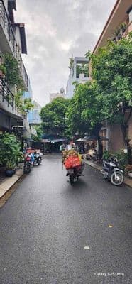 MBKD đường Tân Mỹ cạnh ĐH marketing