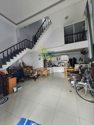 Nhà đường tân thới nhất 8, shr, 3 tầng 1 lửng, 4pn, sân thượng