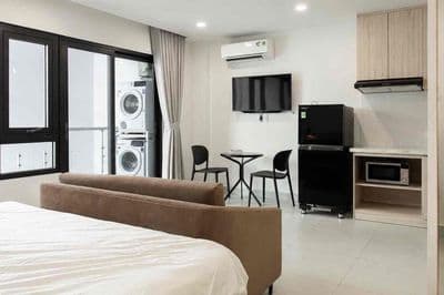 Cho thu căn hộ cao cấp trang bị full nội thất 5 sao ngay vạn hạnh mall