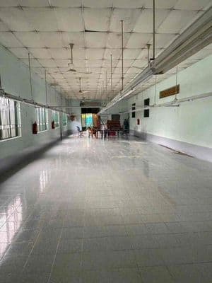 Chủ cho thuê nhà xưởng sd 600m² , tải 10T lưu thông