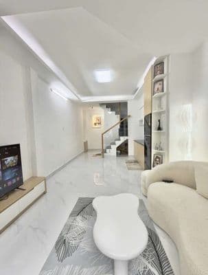 Bán nhà quận 3 p bàn cờ, dt 32m2, 4 tầng.