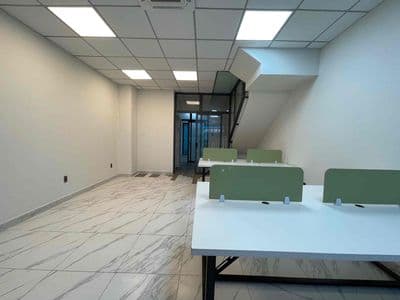 văn phòng trệt 5x21 full nội thất Vạn Phúc City