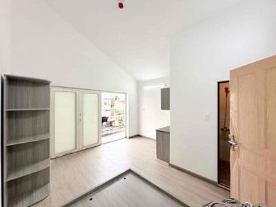 Khai Trương ! CHDV Mới 100% Ngay CMT8 Viettel Tower - Full Nội Thất